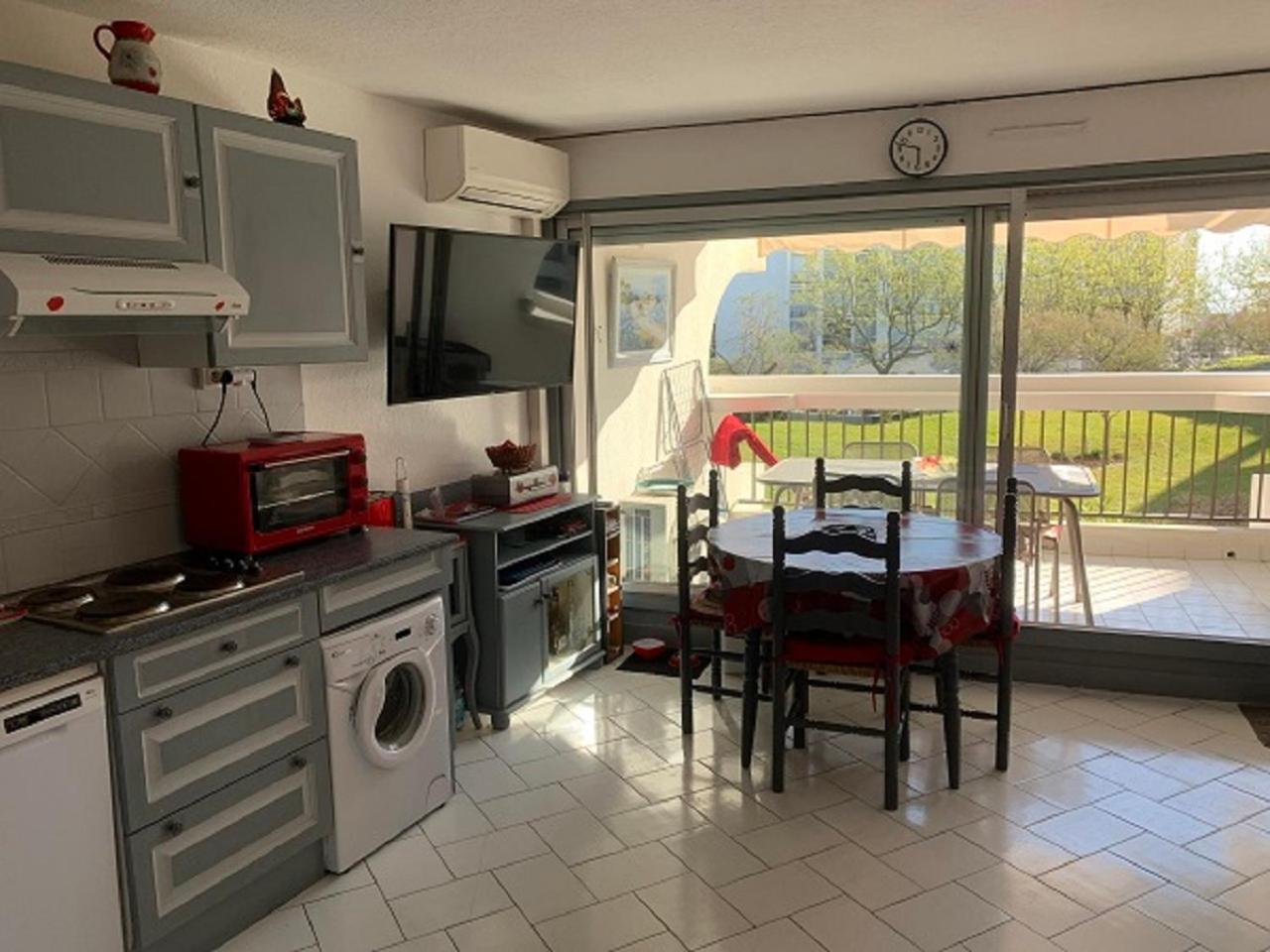 Vittoria Immobilier 3 - Reglement Sur Place - Cheques Vacances Acceptes La Grande Motte Bilik gambar
